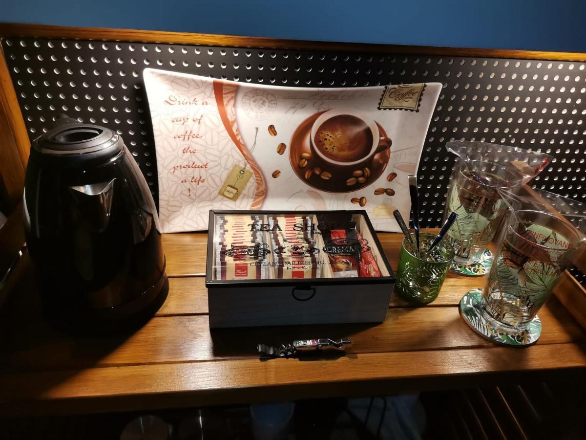 Studio Apartman Black & White Centar Sarajevo Free Parking 외부 사진