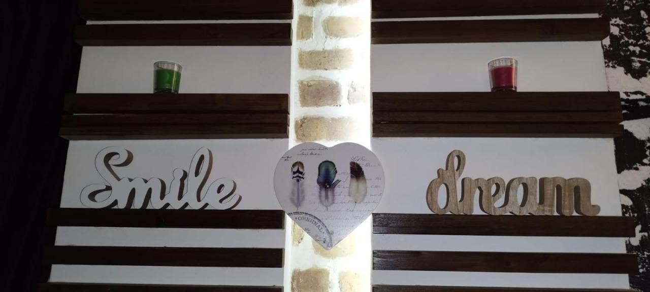 Studio Apartman Black & White Centar Sarajevo Free Parking 외부 사진