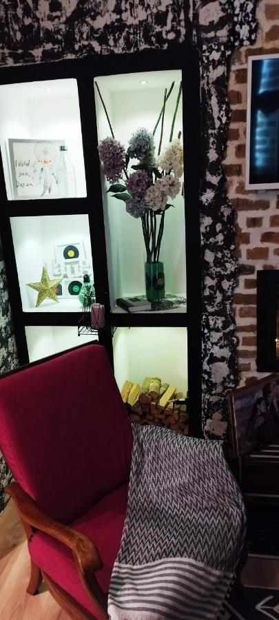 Studio Apartman Black & White Centar Sarajevo Free Parking 외부 사진